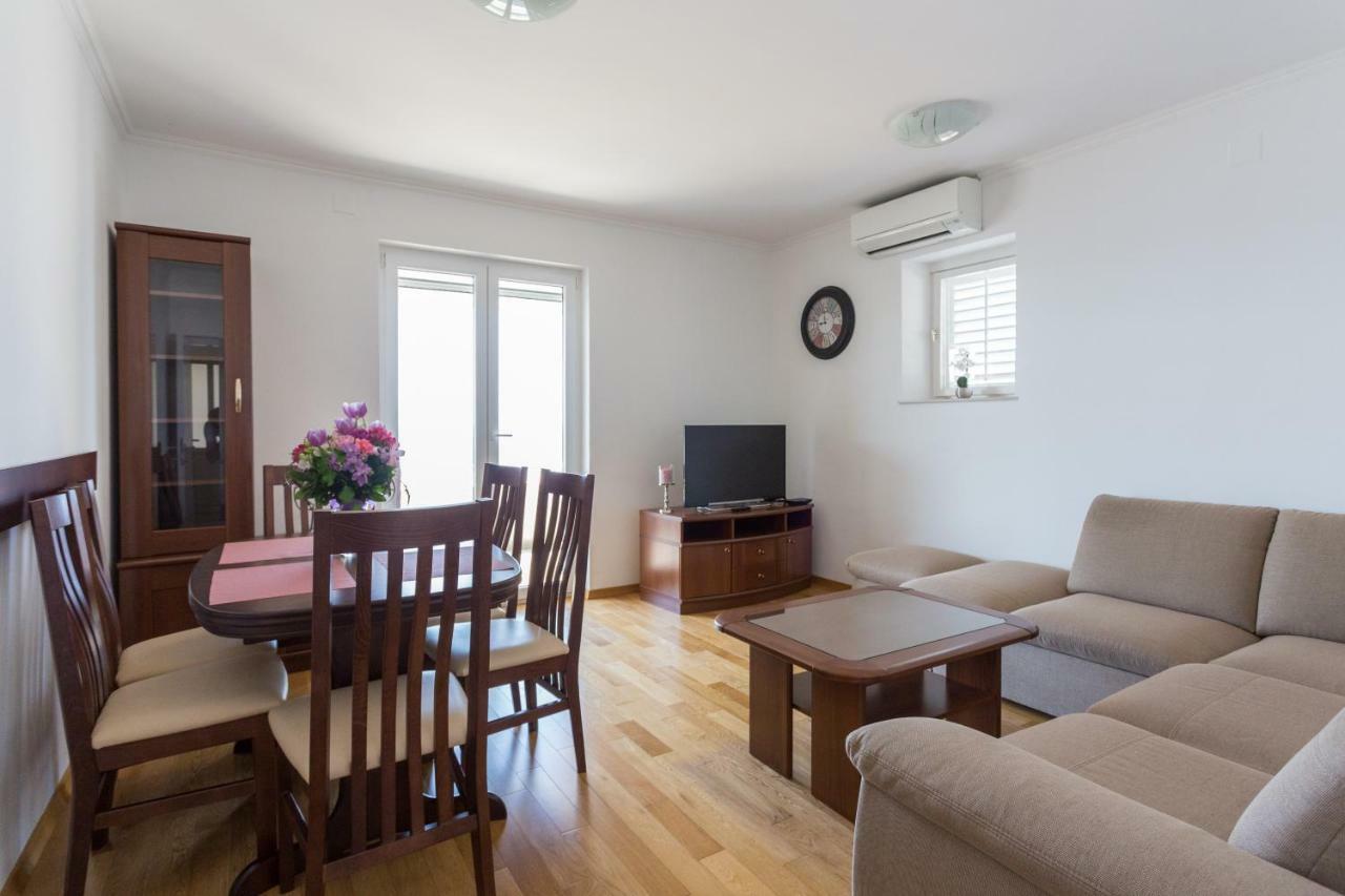 Apartment Jakov I Lucija ดูบรอฟนิก ภายนอก รูปภาพ